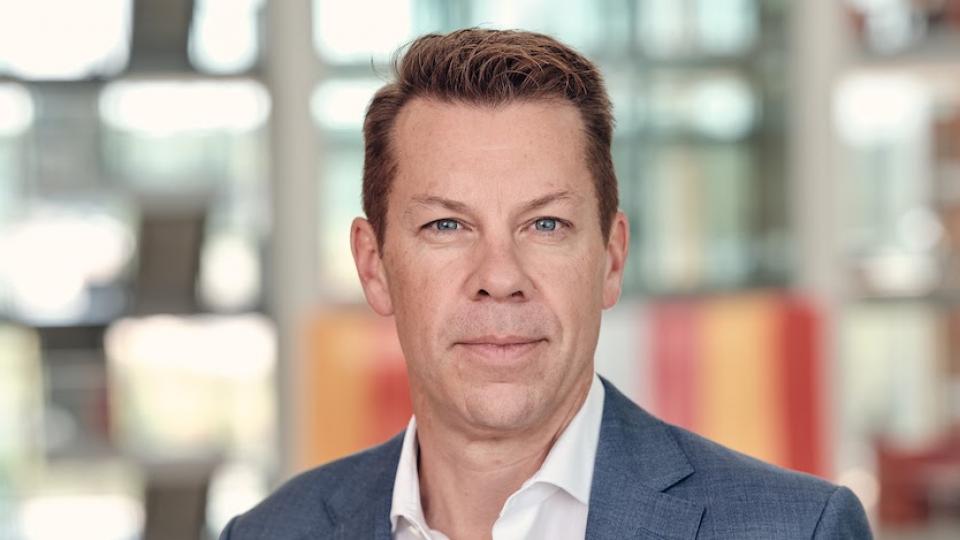 Steven Libby, partner at PWC Luxembourg and master of ceremony at the ALFI Global Distribution conference. PwC photo by Olivier Toussaint. 
