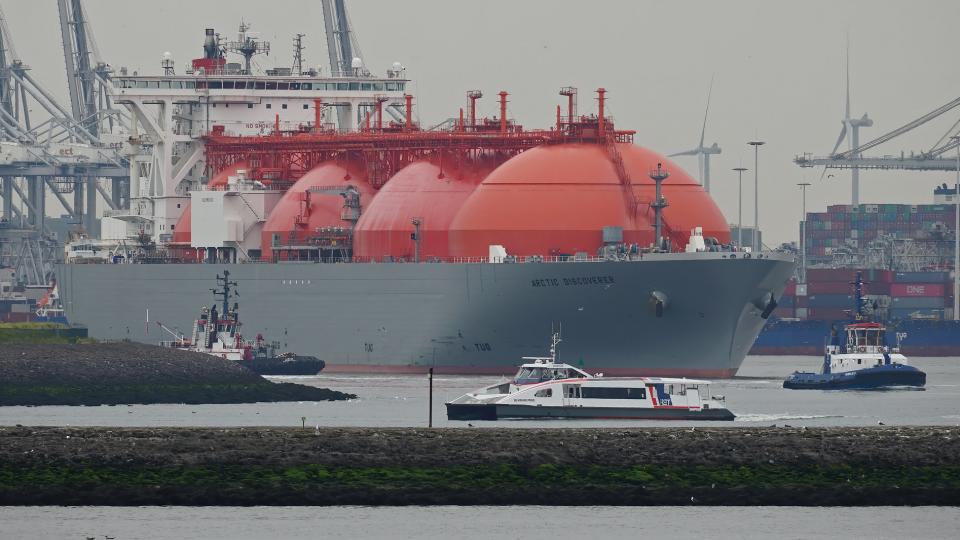 LNG tanker in the port of Rotterdam. Photo: Kees Torn, CC via Flickr.