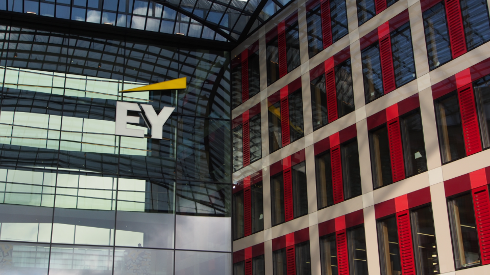 EY Luxembourg committed to demerger as timeline pushed back