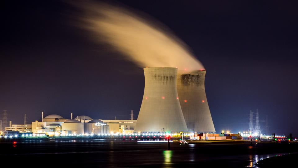 uclear power plant in Doel, Belgium. Photo via Flickr CC BY 2.0.